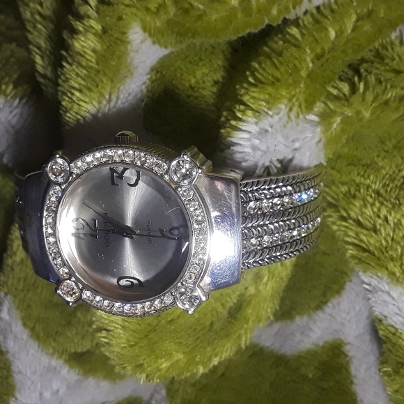 Geneva Elite bracelet Watch w/ cz - Picture 4 of 12
